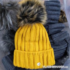 Winter hat with pompon women (ONE SIZE) WROBI PV719045