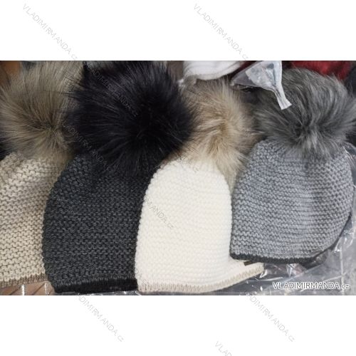 Winter hat with pompon women (ONE SIZE) WROBI PVB21104142