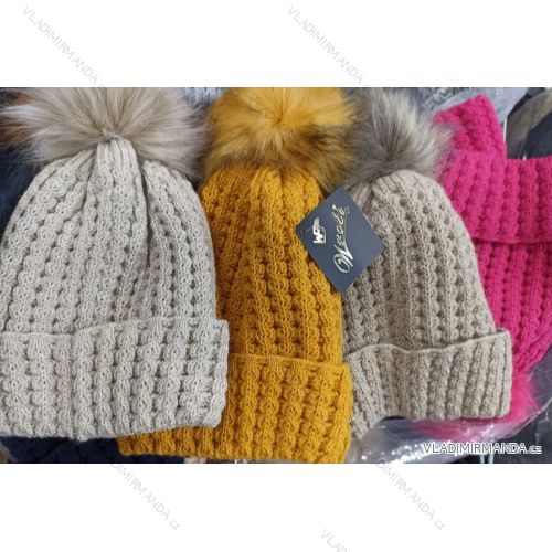 Winter hat with pompon women (ONE SIZE) WROBI PVB21104142