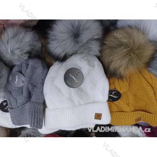 Winter hat with pompon women (ONE SIZE) PV821004