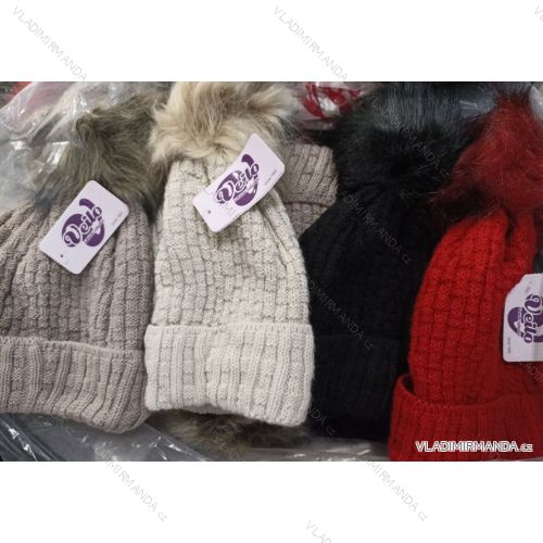 Winter hat with pompon women (ONE SIZE) WROBI PVB21104142