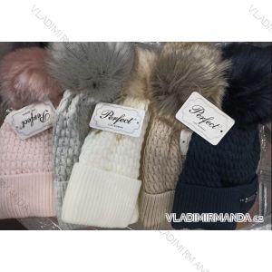 Winter hat with pompon women (ONE SIZE) WROBI PVB21104142