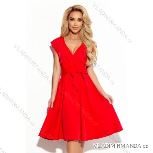 348-4 SCARLETT - flared dress with a neckline - red