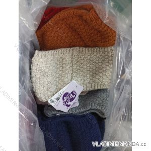 Winter hat with pompon women (ONE SIZE) WROBI PVB21104142